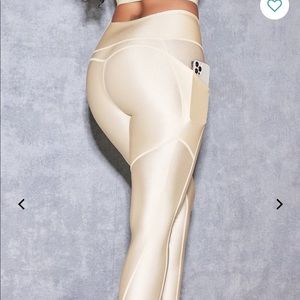 Fabletics Oasis shine high waisted pocket 7/8